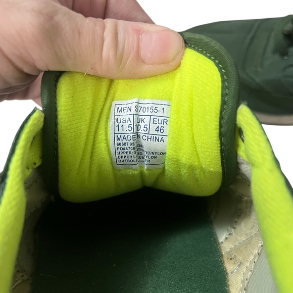 Saucony original jazz green, white, and gray low lace up sneakers - Picture 8 of 8